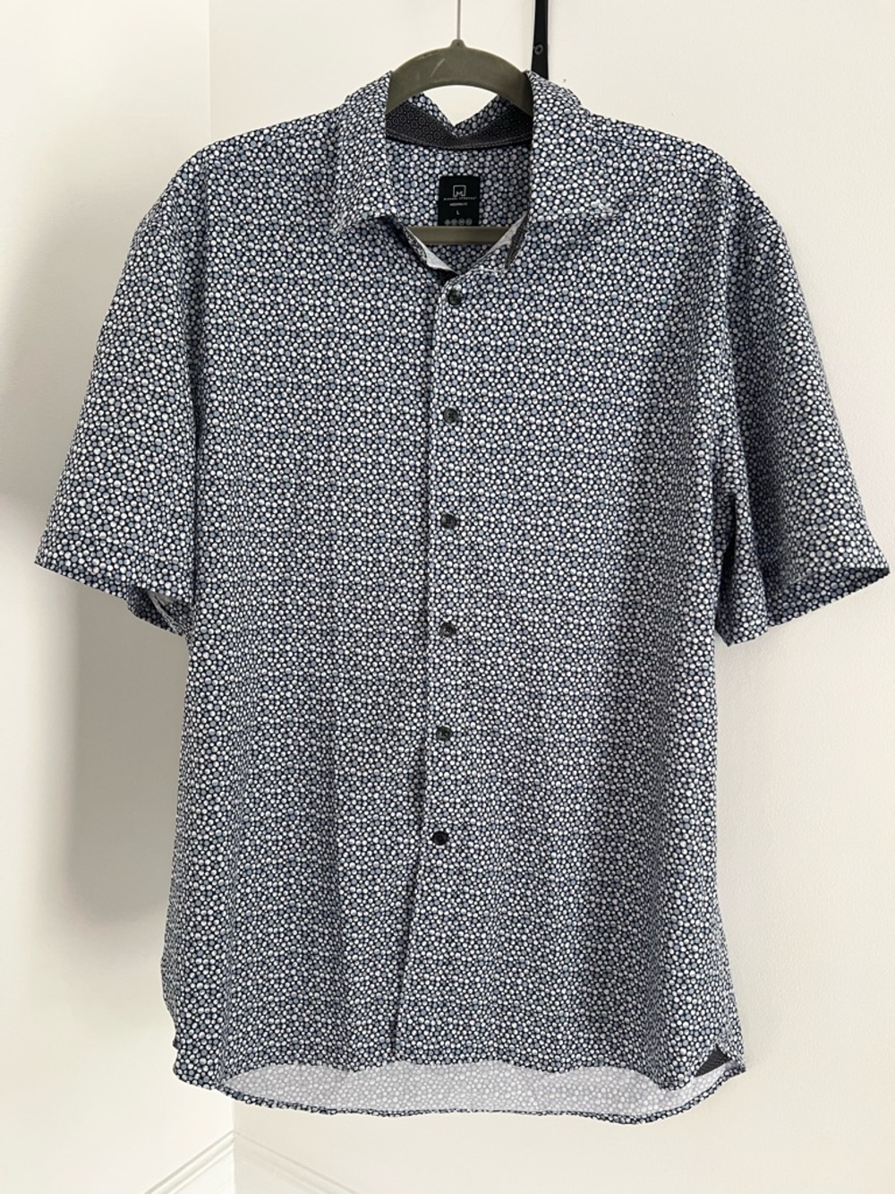Men’s Michael Strahan Modern Button Shirt